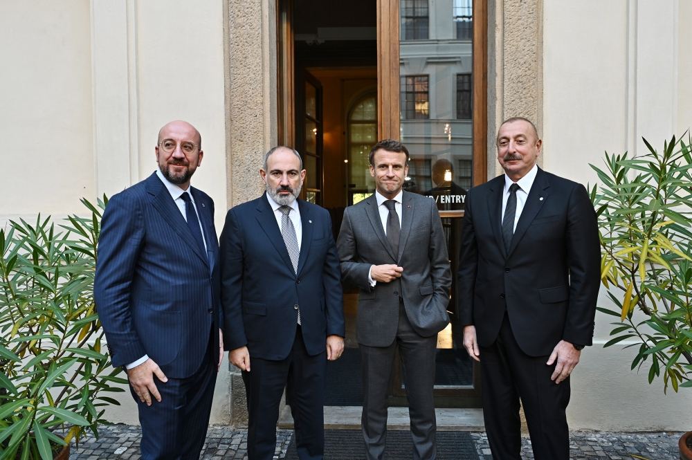Praqada Prezident İlham Əliyevin Fransa Prezidenti, Avropa İttifaqı Şurasının Prezidenti və Ermənistanın baş naziri ilə görüşü keçirilib (FOTO/VİDEO) (YENİLƏNİB)