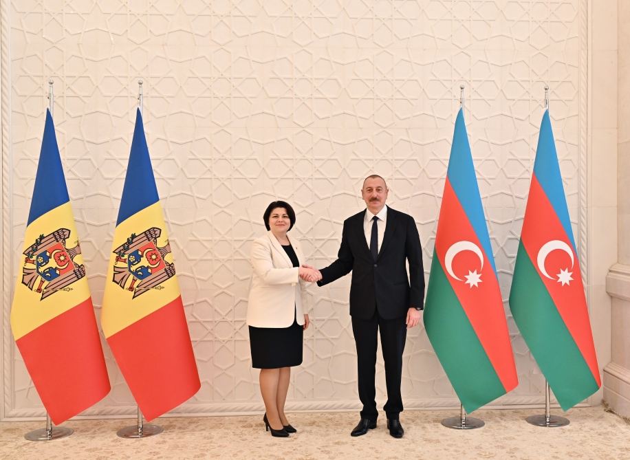 Prezident İlham Əliyevin Moldovanın Baş naziri ilə təkbətək görüşü olub (FOTO/VİDEO) (YENİLƏNİB)