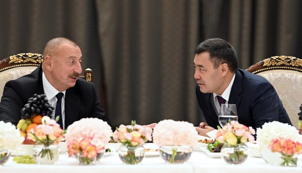 Qırğızıstan Prezidenti Sadır Japarovun adından Azərbaycan Prezidenti İlham Əliyevin şərəfinə rəsmi qəbul təşkil edilib (FOTO/VİDEO) (YENİLƏNİB)