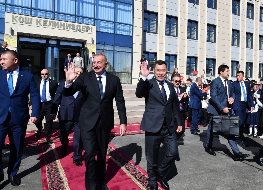 Prezident İlham Əliyev Bişkekdə Nizami Gəncəvi adına məktəbin açılış mərasimində iştirak edib (FOTO/VİDEO) (YENİLƏNİB)