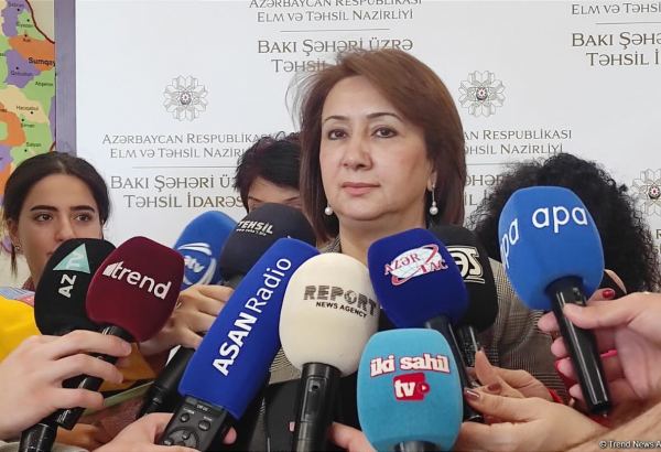 Məktəblərdə dərslik problemi öz həllini tapıb