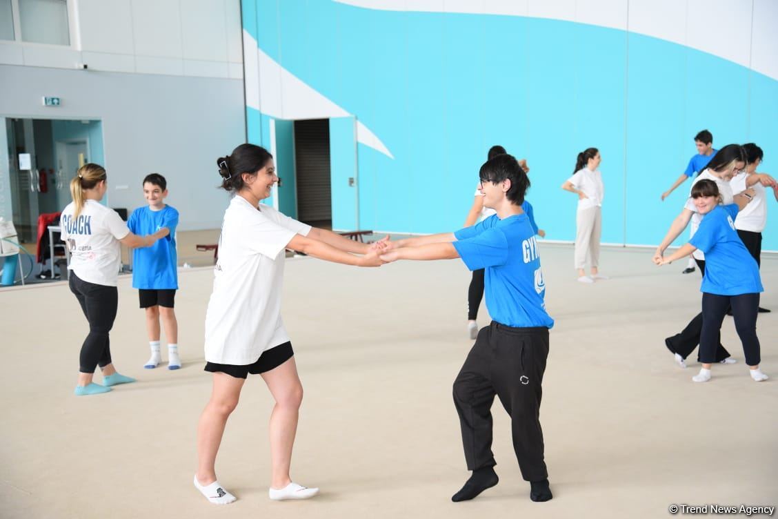 Gimnastika Federasiyasının təşkilatçılığı ilə Bakıda Xüsusi Olimpiada üzrə məşqçilik və hakimlik kursları keçirilir (FOTO)