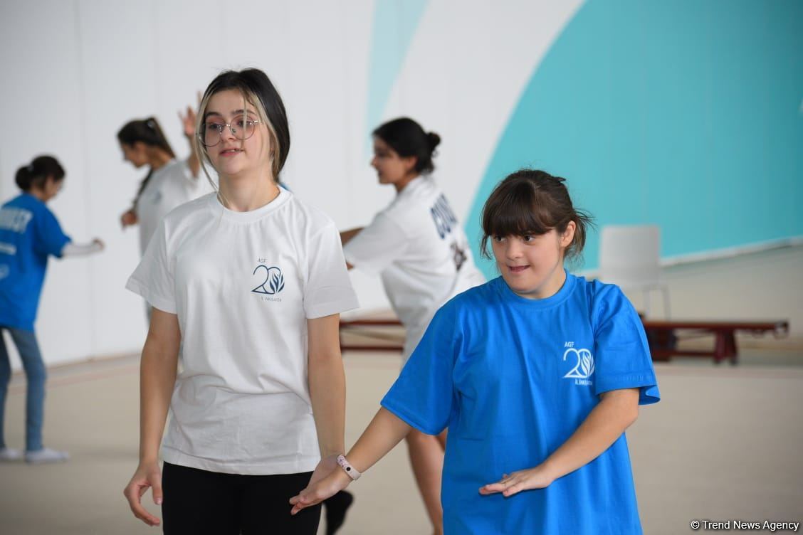 Gimnastika Federasiyasının təşkilatçılığı ilə Bakıda Xüsusi Olimpiada üzrə məşqçilik və hakimlik kursları keçirilir (FOTO)