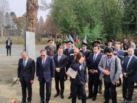 Xarici diplomatlar Gəncədə Ermənistanın raket hücumlarında şəhid olanların xatirəsini anıblar (FOTO)