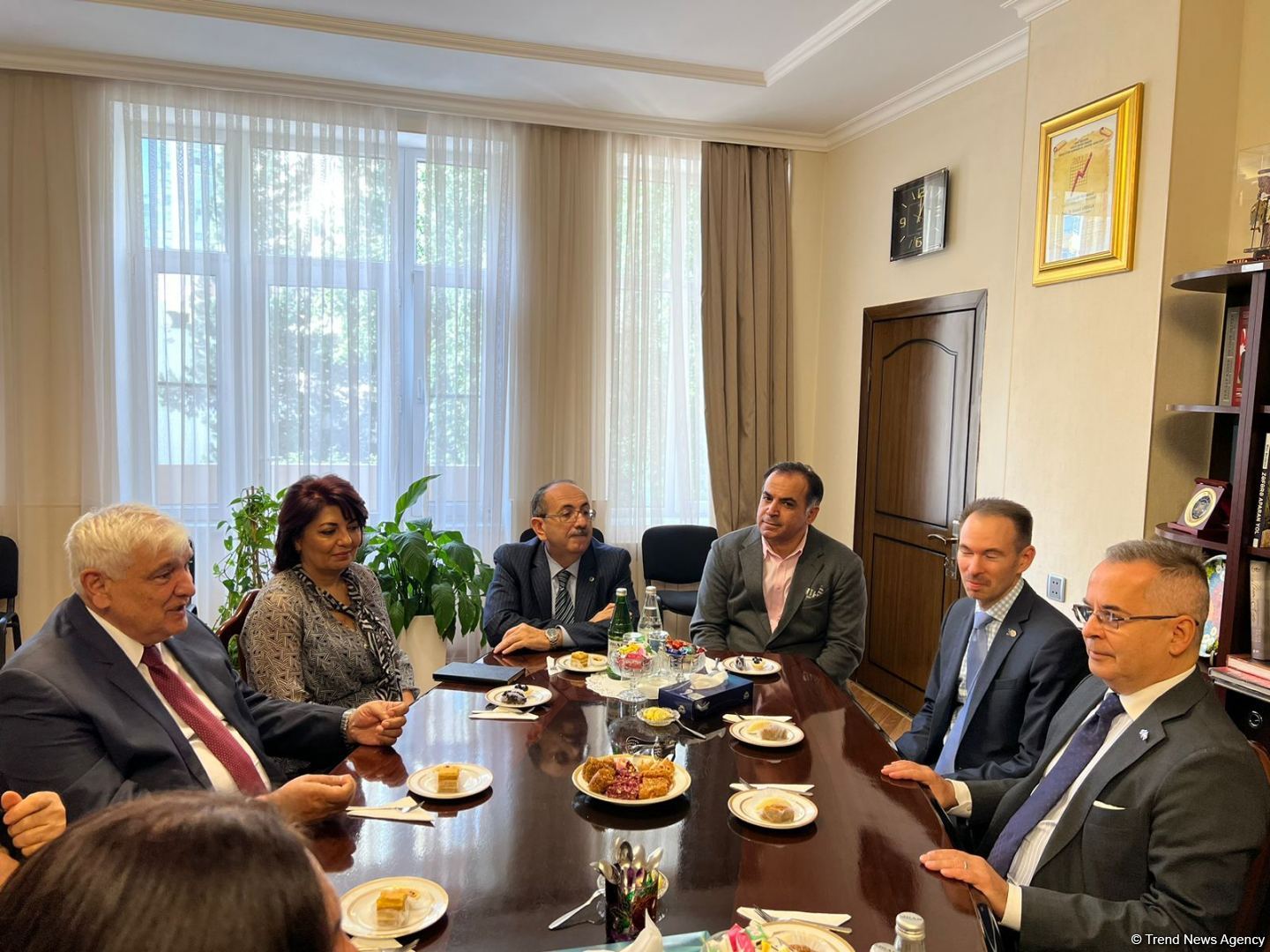 Azərbaycan Dillər Universitetində Yunan mədəniyyəti və tədqiqatı mərkəzi açılıb (FOTO)