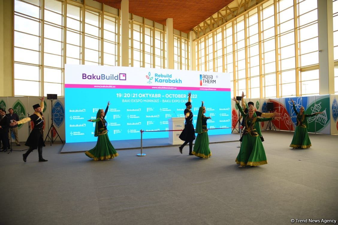Bu gün Bakıda üç beynəlxalq sərgi işə başlayıb (FOTO)