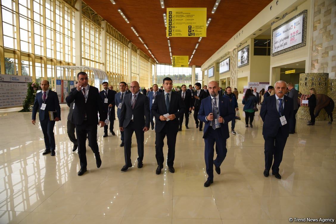 Bu gün Bakıda üç beynəlxalq sərgi işə başlayıb (FOTO)