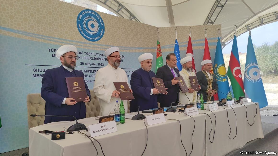 Şuşada TDT Müsəlman Dini İdarələrinin Rəhbərləri Şurasının Əsasnaməsi imzalanıb (FOTO)