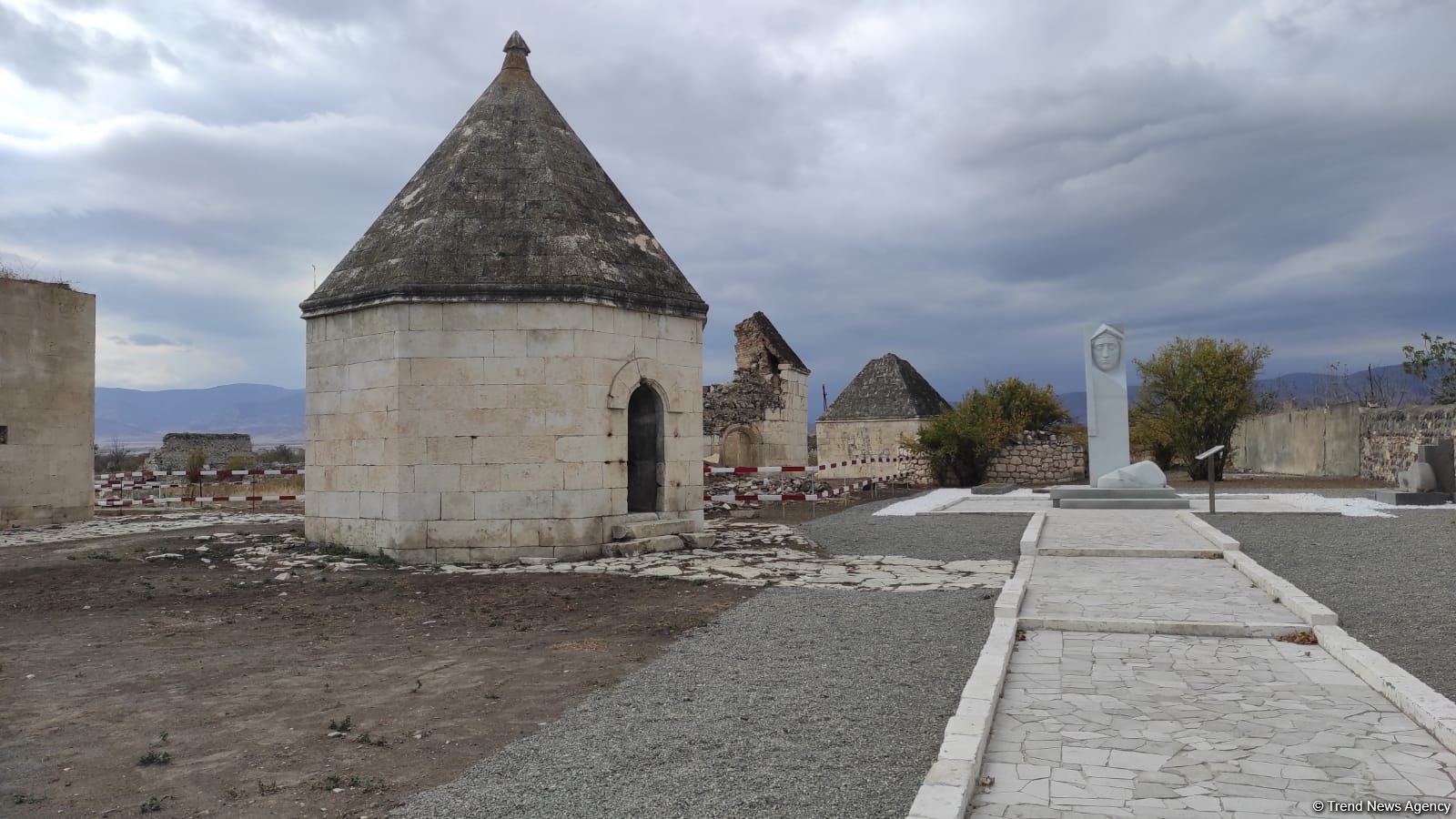 Bakı Beynəlxalq Konfransının iştirakçıları Ağdama səfər ediblər (FOTO)