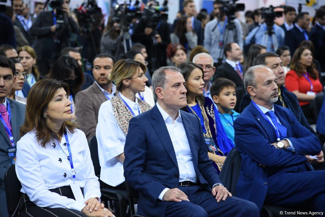 Birinci Qarabağ müharibəsində yüzminlərlə insan məcburi köçkün vəziyyətinə düşmüşdü - BMT rəsmisi (FOTO)
