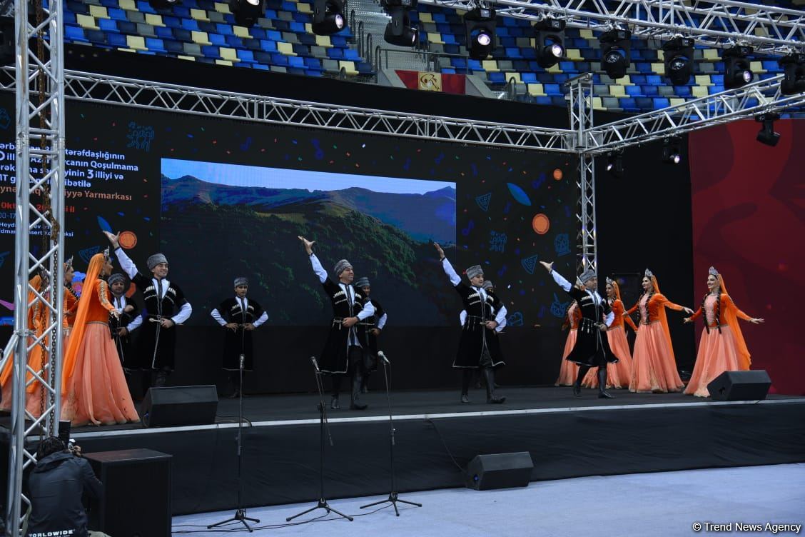 Birinci Qarabağ müharibəsində yüzminlərlə insan məcburi köçkün vəziyyətinə düşmüşdü - BMT rəsmisi (FOTO)