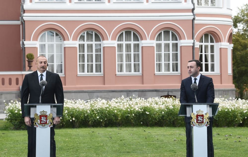 Orta dəhliz və digər layihələr bundan sonra da irəliyə aparılacaq - İrakli Qaribaşvili