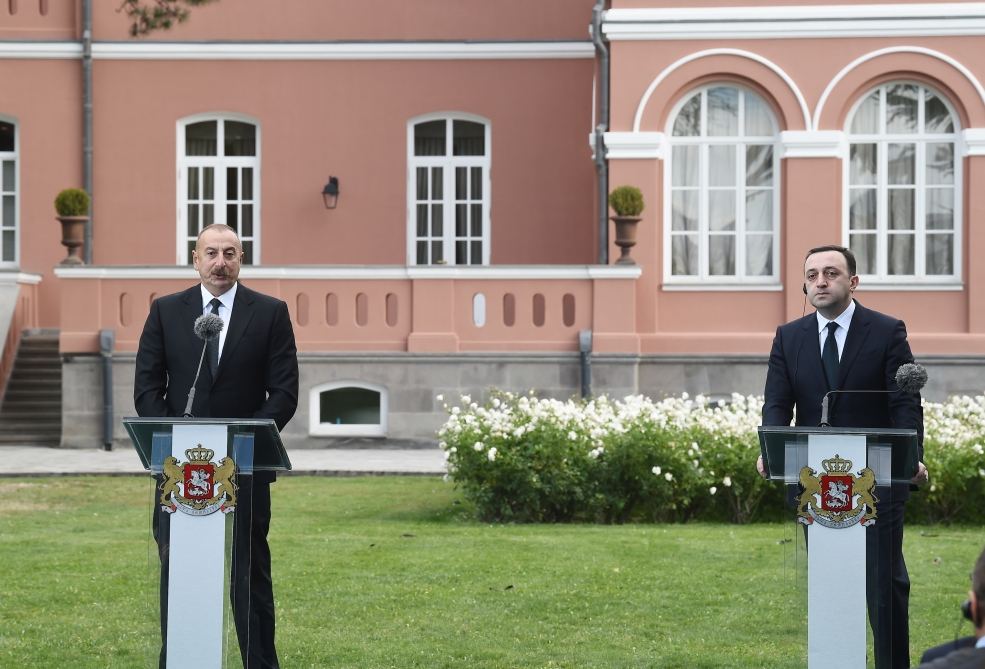 Prezident İlham Əliyev: Hazırda istismarda olmayan Bakı-Supsa neft kəmərindən də istifadə etmək istəyirik