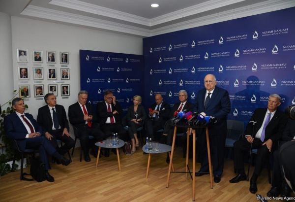 Azərbaycanın bütün Qafqaz regionuna təsir edə biləcək inkişaf yanaşması mövcuddur - İsmayıl Serageldin (FOTO)
