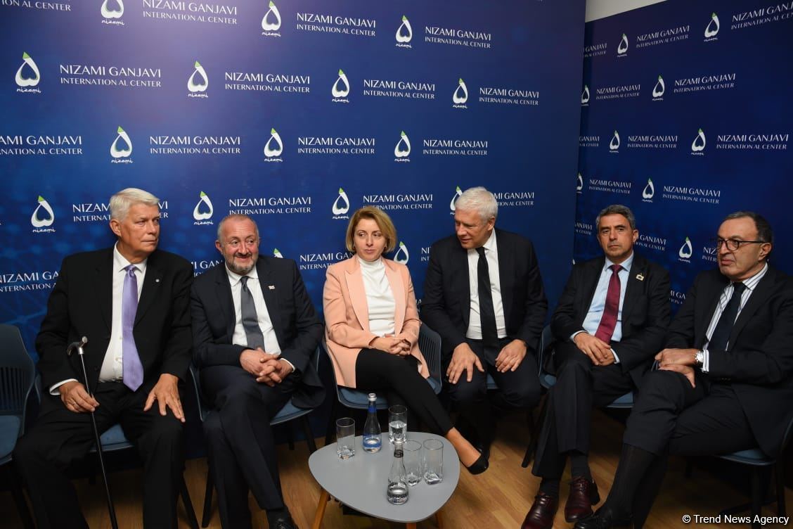 Azərbaycanın bütün Qafqaz regionuna təsir edə biləcək inkişaf yanaşması mövcuddur - İsmayıl Serageldin (FOTO)