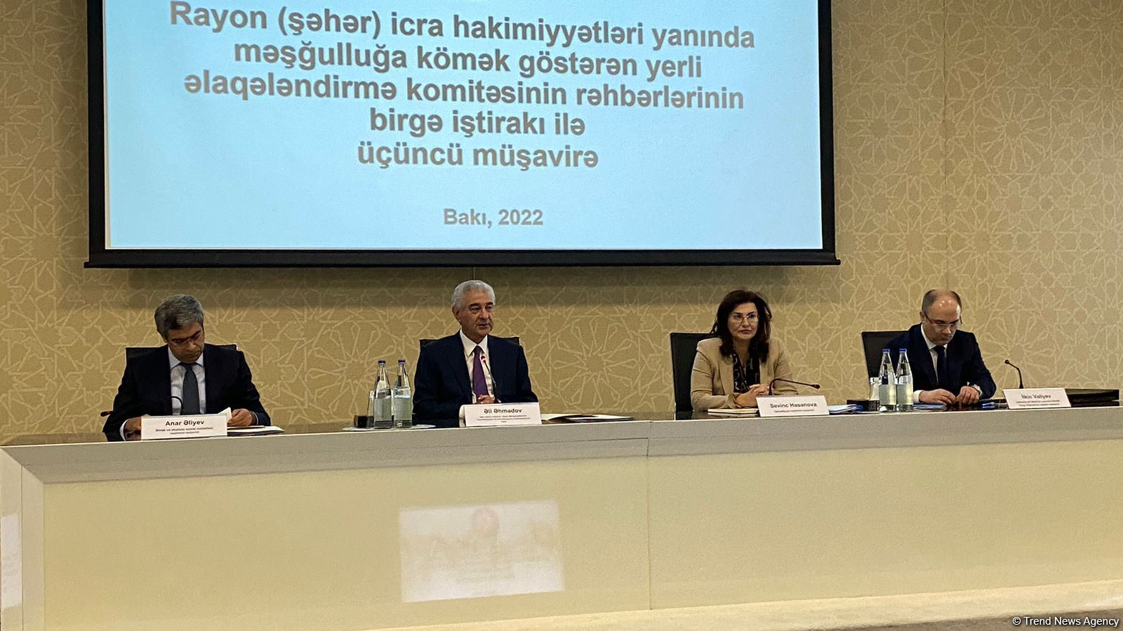 Əmək müqavilələrinin sayında 31,2 faiz artım olub - Əli Əhmədov (FOTO)