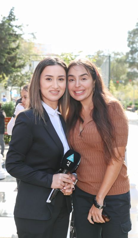 Heydər Əliyev Fondunun vitse-prezidenti Leyla Əliyevanın iştirakı ilə növbəti abadlaşdırılmış həyətin açılışı olub (FOTO)