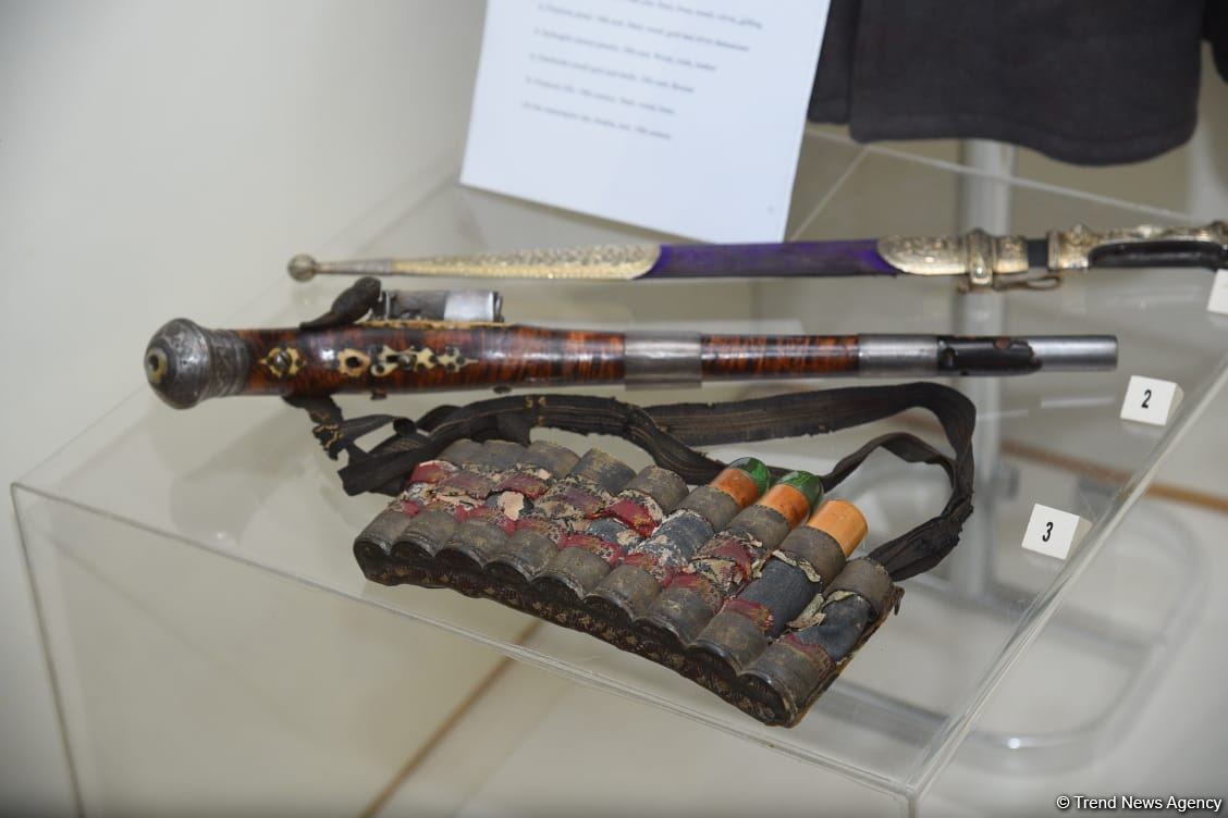 "Xarıbülbülün vətəni - Şuşa" - Qarabağ incisinin tarixi barədə sərgi (FOTO)