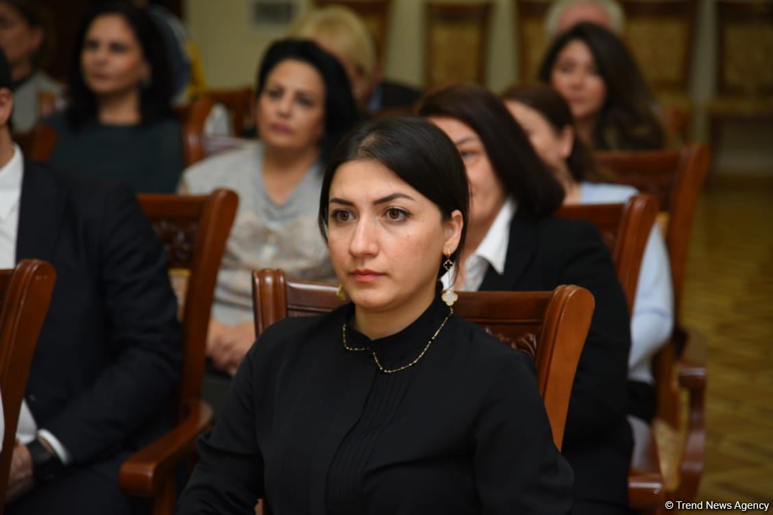 "Xarıbülbülün vətəni - Şuşa" - Qarabağ incisinin tarixi barədə sərgi (FOTO)