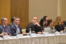 Siyasi partiyalar haqqında qanun layihəsi ilə bağlı ictimai dinləmə keçirilir (FOTO)