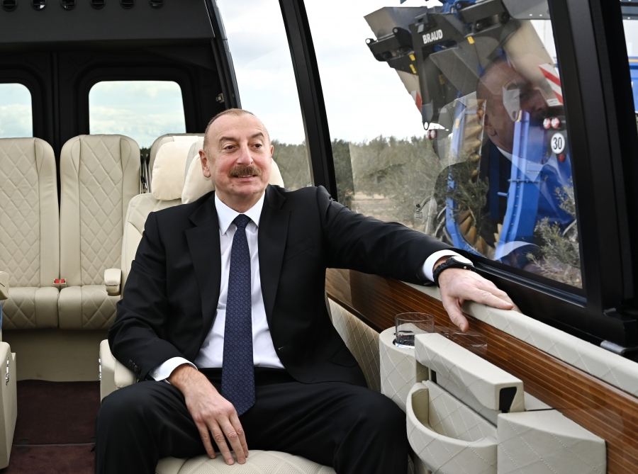 Prezident İlham Əliyev Zirə qəsəbəsində zeytun yağı və süfrəlik zeytun məhsullarının emalı zavodunun açılışında iştirak edib (FOTO/VİDEO) (YENİLƏNİB)