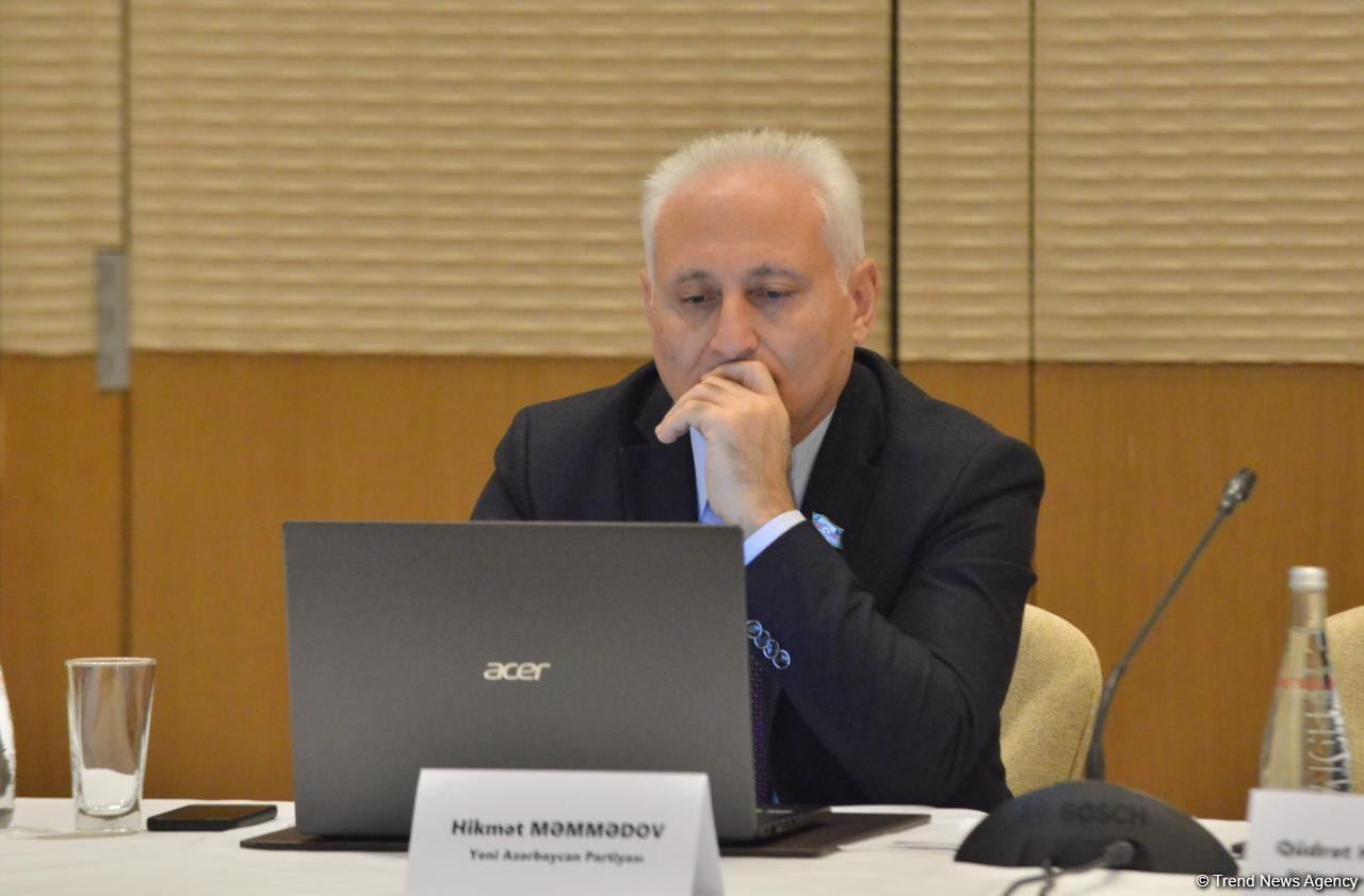 Siyasi partiyalar haqqında qanun layihəsi ilə bağlı ictimai dinləmə keçirilir (FOTO)
