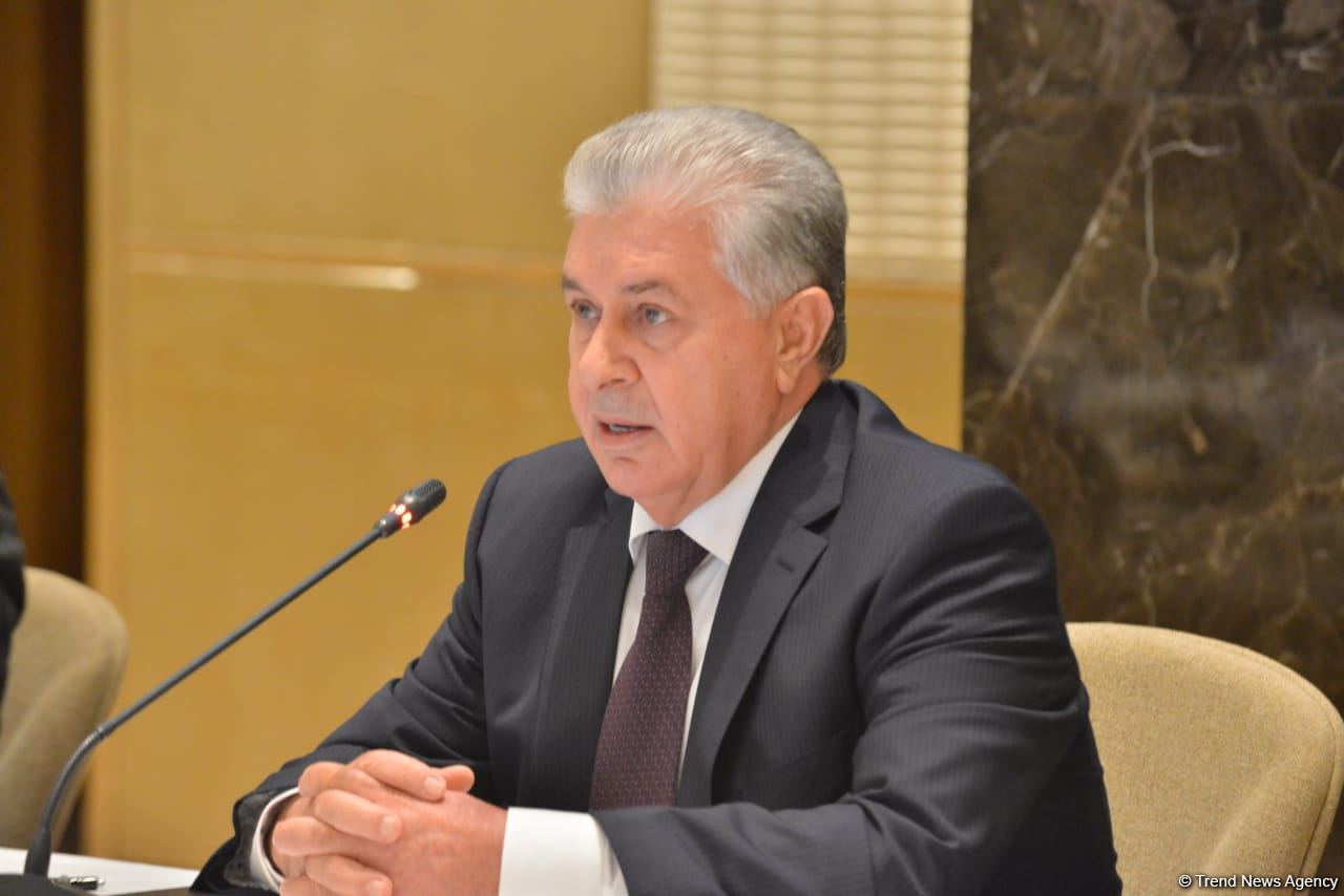 Siyasi partiyalar haqqında qanun layihəsi ilə bağlı ictimai dinləmə keçirilir (FOTO)