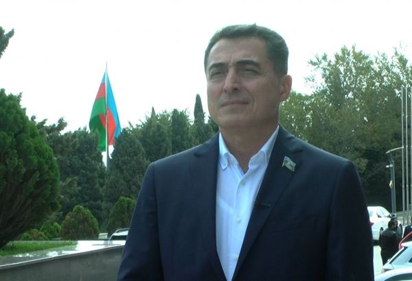 Ali Baş Komandan İlham Əliyev tarixi, siyasi şəraiti dəyişməklə Azərbaycanın Vətən müharibəsində qələbəsini təmin etmiş oldu - Əli Hüseynli (FOTO/VİDEO)