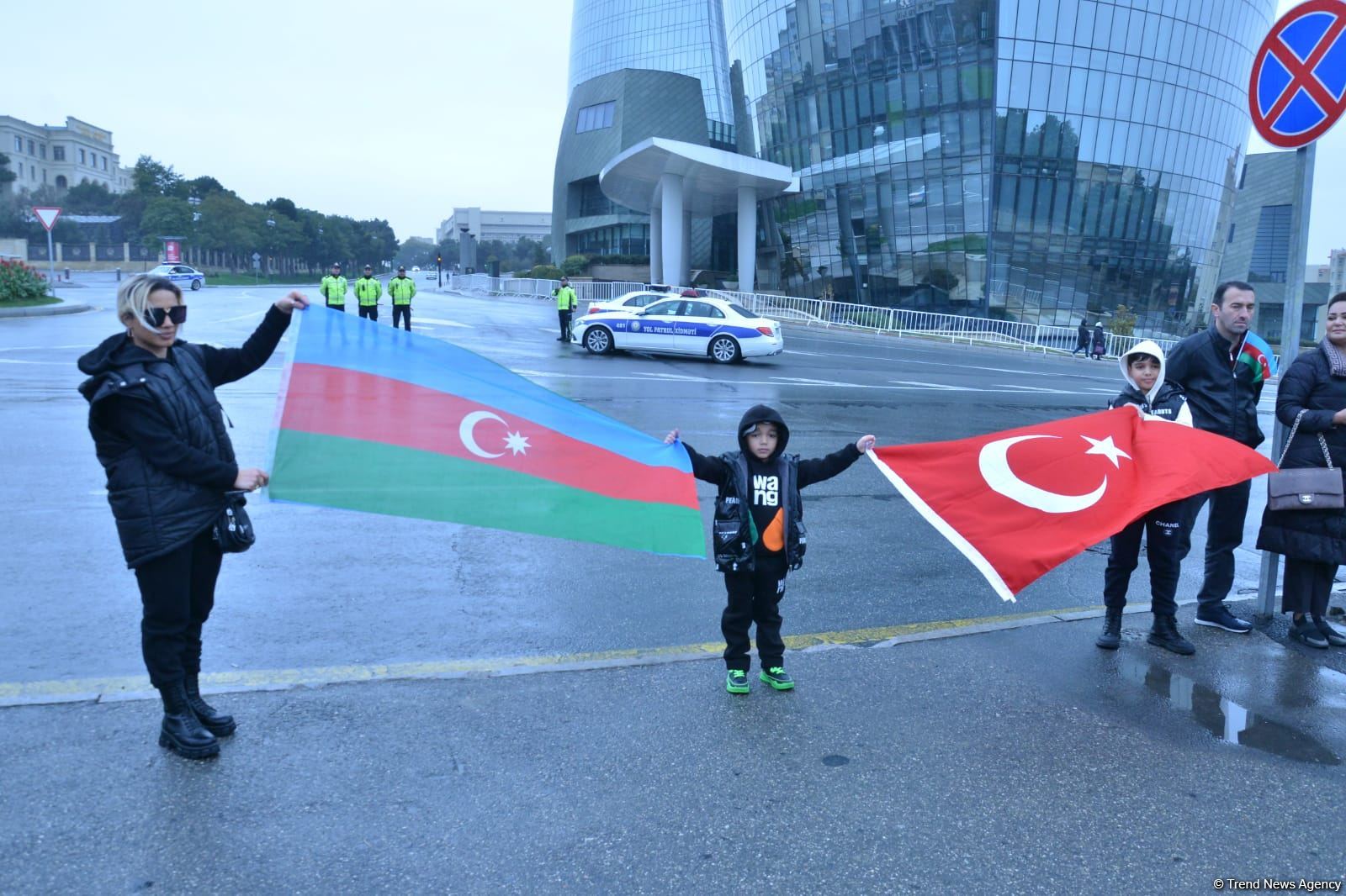 Bakıda Zəfər yürüşü keçirilib (FOTO/VİDEO)