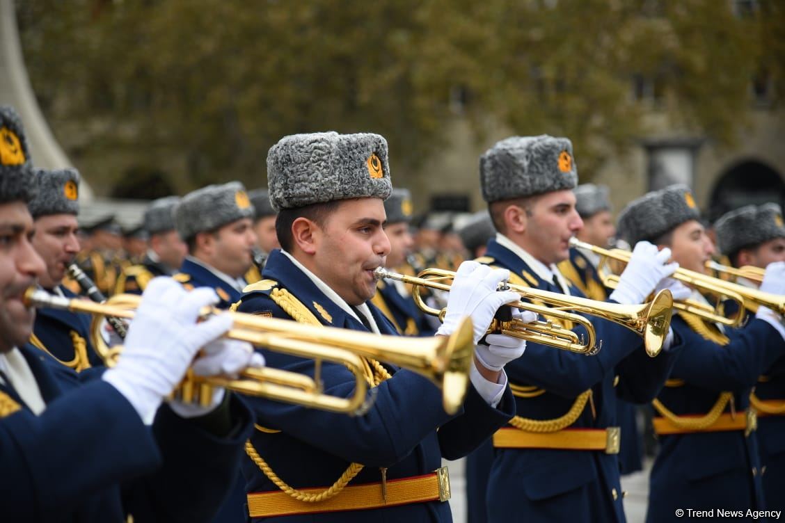 Bakıda Zəfər yürüşü keçirilib (FOTO/VİDEO)