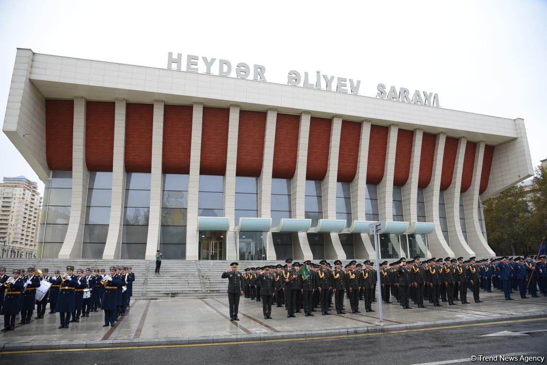 Bakıda Zəfər yürüşü keçirilib (FOTO/VİDEO)