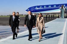 Prezident İlham Əliyev və Birinci xanım Mehriban Əliyeva Özbəkistana səfərə gəliblər (FOTO/VİDEO)