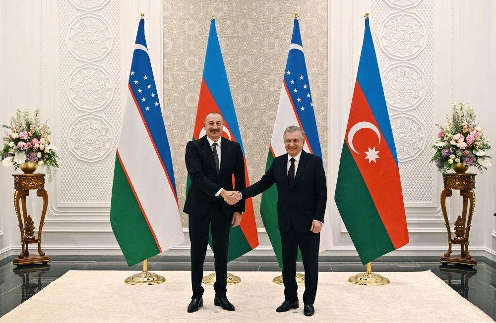 Səmərqənddə Prezident İlham Əliyevin Prezident Şavkat Mirziyoyev ilə görüşü olub (FOTO/VİDEO) (YENİLƏNİB)