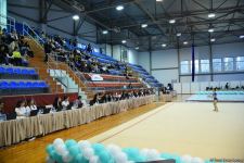 Bədii və aerobika gimnastikası üzrə birgə Bakı çempionatının ikinci günü start götürüb (FOTO)