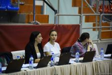 Bədii və aerobika gimnastikası üzrə birgə Bakı çempionatının ikinci günü start götürüb (FOTO)