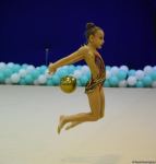 Bədii və aerobika gimnastikası üzrə birgə Bakı çempionatının ikinci günü start götürüb (FOTO)