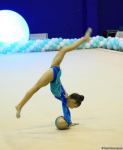 Bədii və aerobika gimnastikası üzrə birgə Bakı çempionatının ikinci günü start götürüb (FOTO)