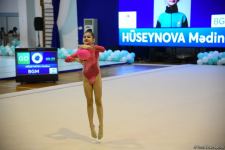 Bədii və aerobika gimnastikası üzrə birgə Bakı çempionatının ikinci günü start götürüb (FOTO)
