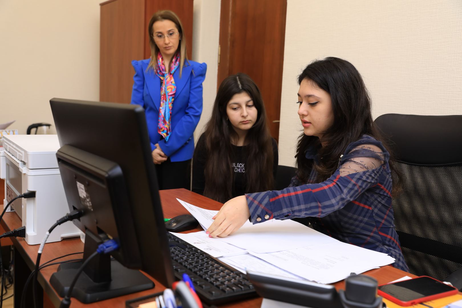Ümumdünya Uşaqlar Günü çərçivəsində Ombudsman Aparatında görüş keçirilib (FOTO)