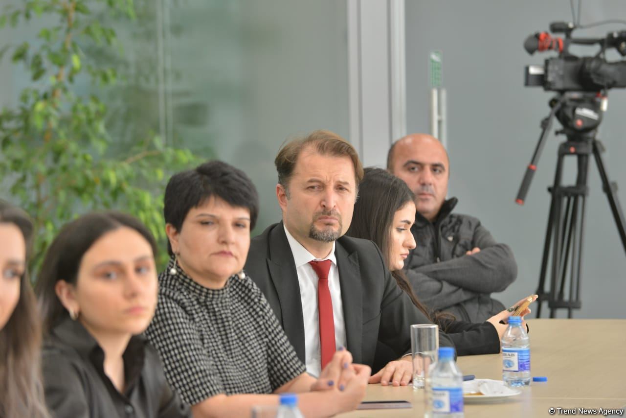 Orta Dəhliz Çindən Avropaya yüklərin daşınmasında böyük rol oynayır - Harun Öncü (FOTO)