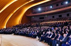 Prezident İlham Əliyev YAP-ın 30 illiyi münasibətilə keçirilən tədbirdə çıxış edib (FOTO/VİDEO) (YENİLƏNİB-3)
