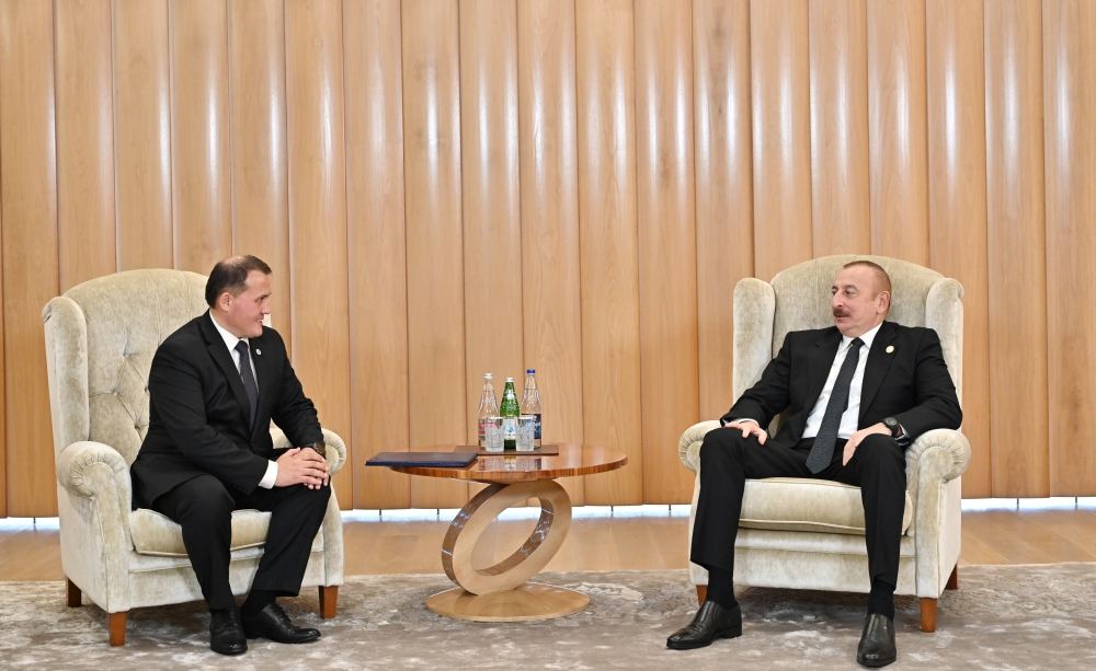 Prezident İlham Əliyev Özbəkistanın Liberal Demokratik Partiyasının İcra Komitəsinin sədrini qəbul edib (FOTO)