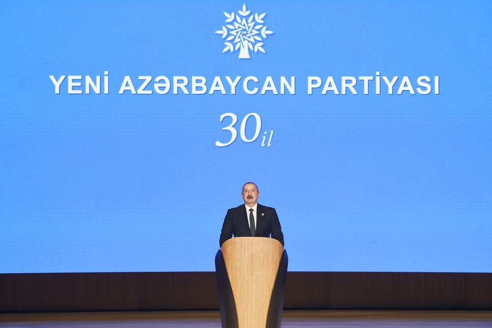 Prezident İlham Əliyev YAP-ın 30 illiyi münasibətilə keçirilən tədbirdə çıxış edib (FOTO/VİDEO) (YENİLƏNİB-3)