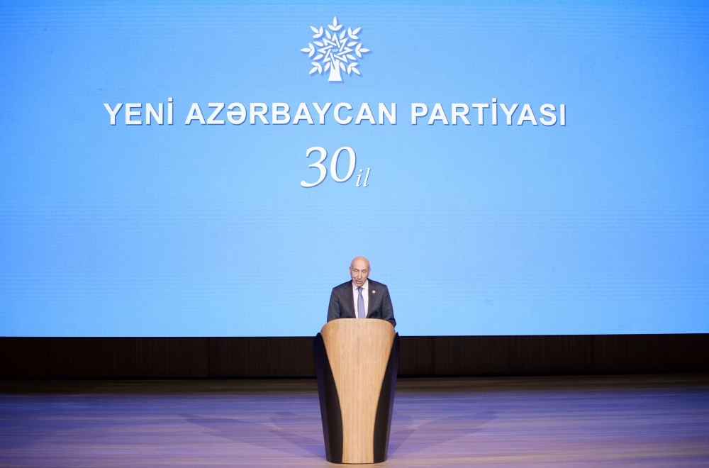 Prezident İlham Əliyev YAP-ın 30 illiyi münasibətilə keçirilən tədbirdə çıxış edib (FOTO/VİDEO) (YENİLƏNİB-3)