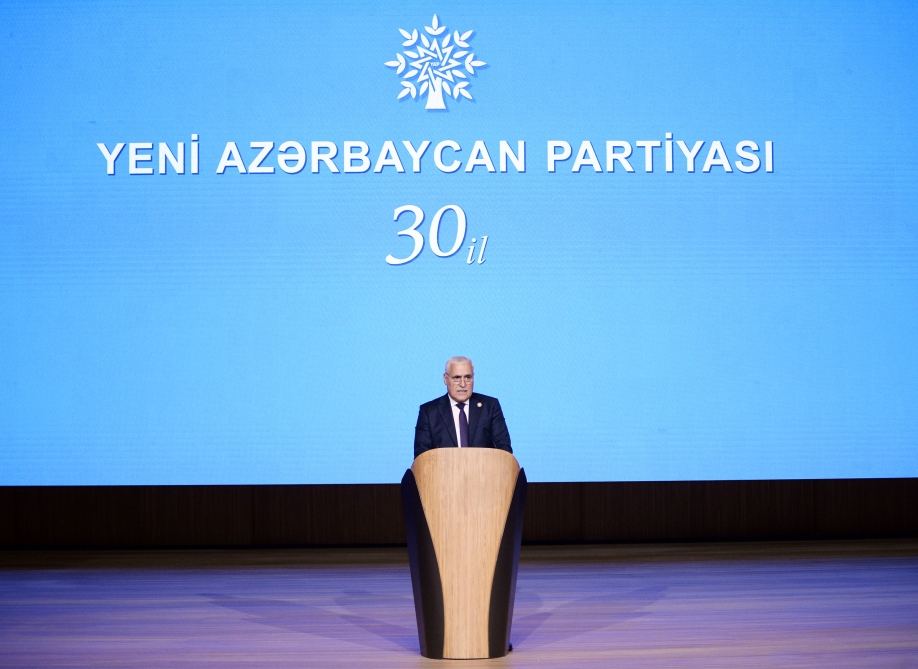 Prezident İlham Əliyev YAP-ın 30 illiyi münasibətilə keçirilən tədbirdə çıxış edib (FOTO/VİDEO) (YENİLƏNİB-3)