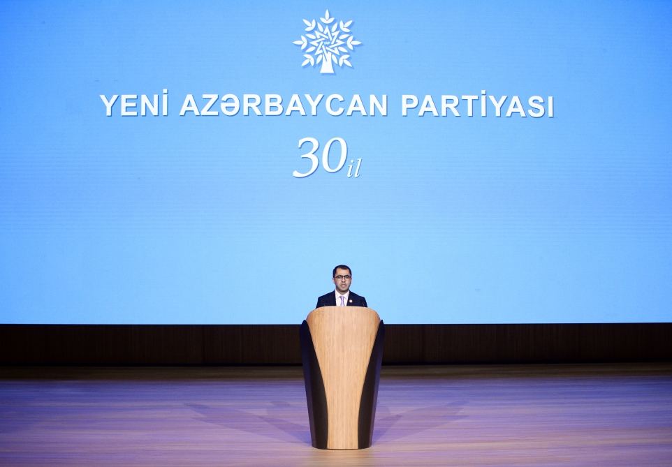 Prezident İlham Əliyev YAP-ın 30 illiyi münasibətilə keçirilən tədbirdə çıxış edib (FOTO/VİDEO) (YENİLƏNİB-3)