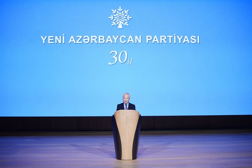 Prezident İlham Əliyev YAP-ın 30 illiyi münasibətilə keçirilən tədbirdə çıxış edib (FOTO/VİDEO) (YENİLƏNİB-3)