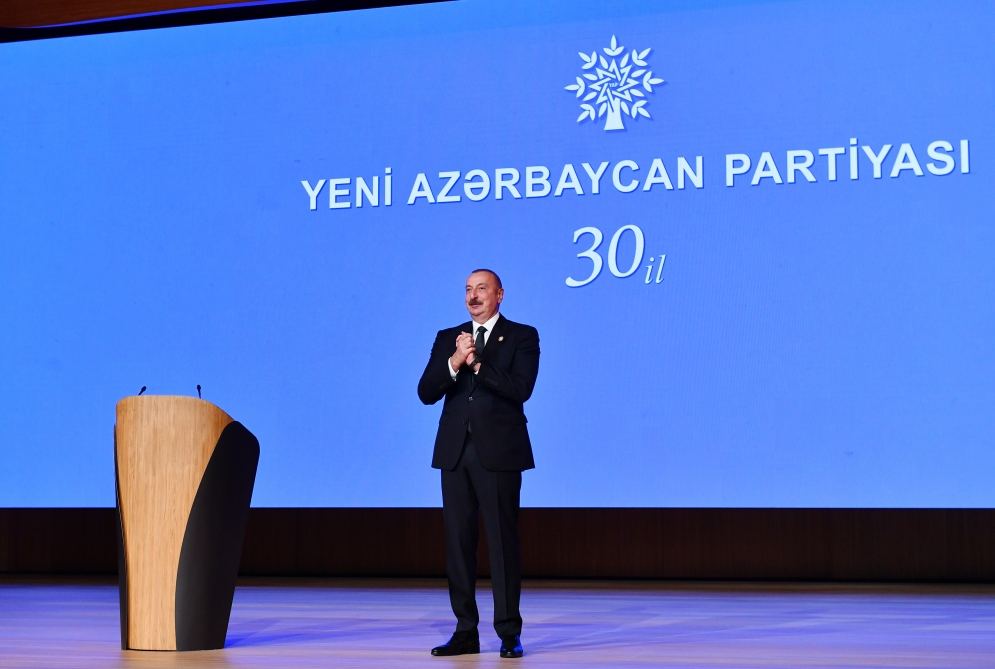 Prezident İlham Əliyev YAP-ın 30 illiyi münasibətilə keçirilən tədbirdə çıxış edib (FOTO/VİDEO) (YENİLƏNİB-3)