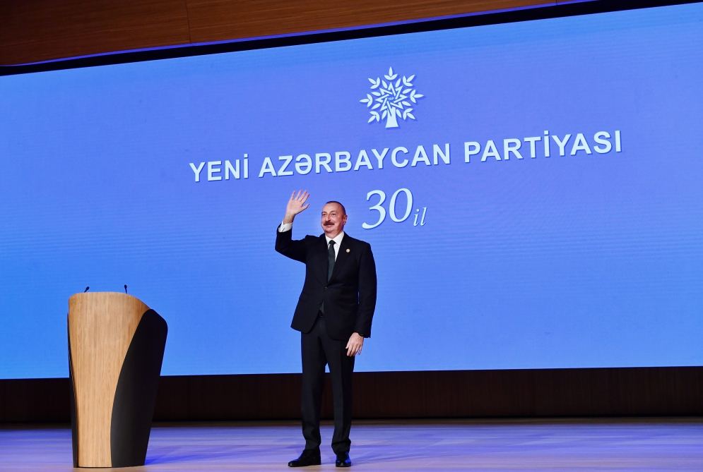 Prezident İlham Əliyev YAP-ın 30 illiyi münasibətilə keçirilən tədbirdə çıxış edib (FOTO/VİDEO) (YENİLƏNİB-3)