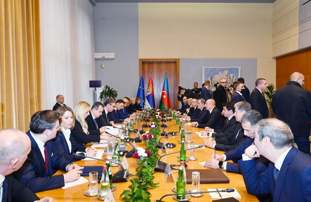 Prezident İlham Əliyevin Serbiya Prezidenti Aleksandar Vuçiç ilə geniş tərkibdə görüşü olub (FOTO/VİDEO) (YENİLƏNİB)